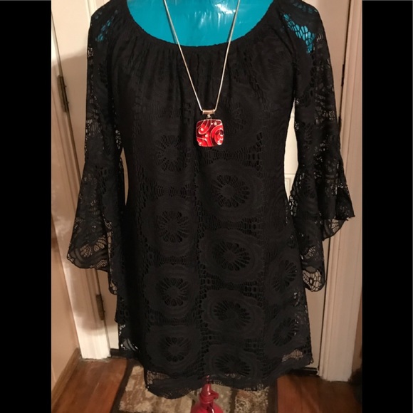 2B Together Tops - 2B Together Tunic Lace Body,Lined W/ Bell Sleeves